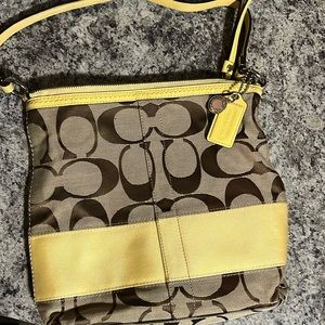Small Coach shoulder purse